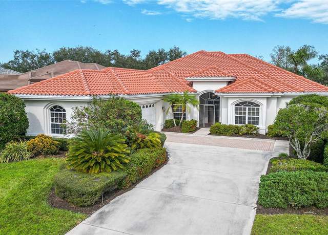 Property at 2482 Dick Wilson Dr, Sarasota, FL 34240, 3 beds, 3 baths