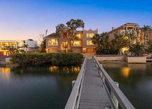 Property at 1364 Point Crisp Rd, Sarasota, FL 34242, 4 beds, 5 baths
