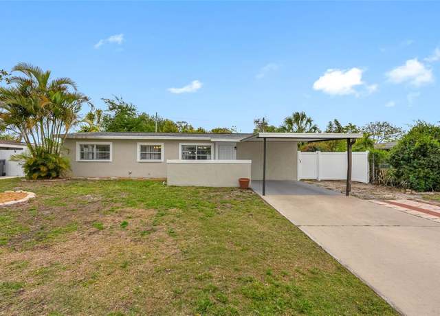Property at 5103 Town N Country Blvd, Tampa, FL 33615, 3 beds, 2 baths