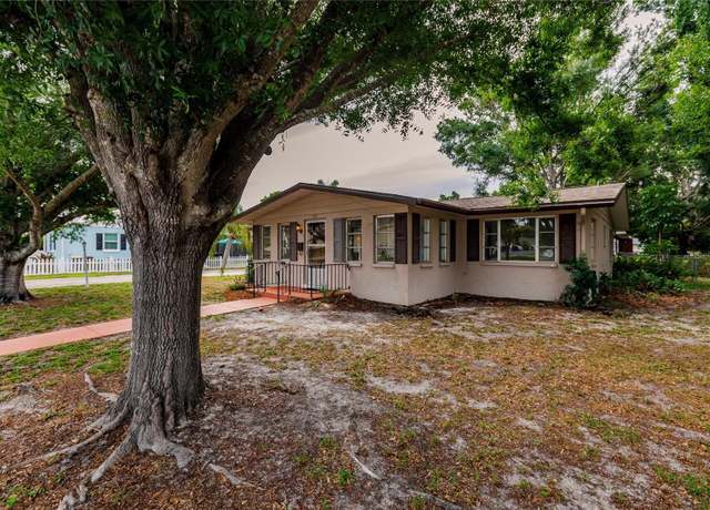 Property at 515 W Olympia Ave, Punta Gorda, FL 33950, 2 beds, 2 baths
