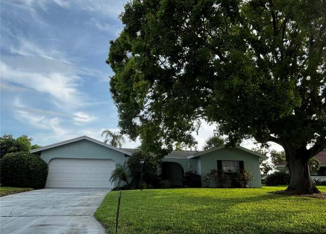 Property at 7208 13th Ave W, Bradenton, FL 34209, 2 beds, 2 baths
