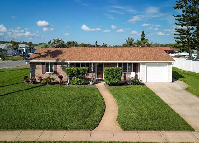 Property at 3704 Schoolway Ave, New Smyrna Beach, FL 32169, 3 beds, 2 baths