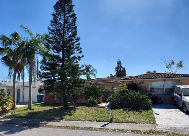 Property at 3206 Pinon Dr, Holiday, FL 34691, 3 beds, 2 baths