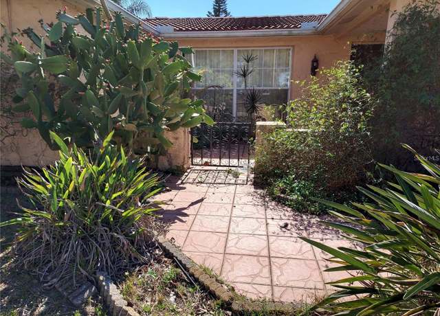 Property at 3206 Pinon Dr, Holiday, FL 34691, 3 beds, 2 baths