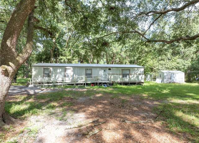 Property at 214 SW Leonard Ter, Lake City, FL 32024, 2 beds, 2 baths