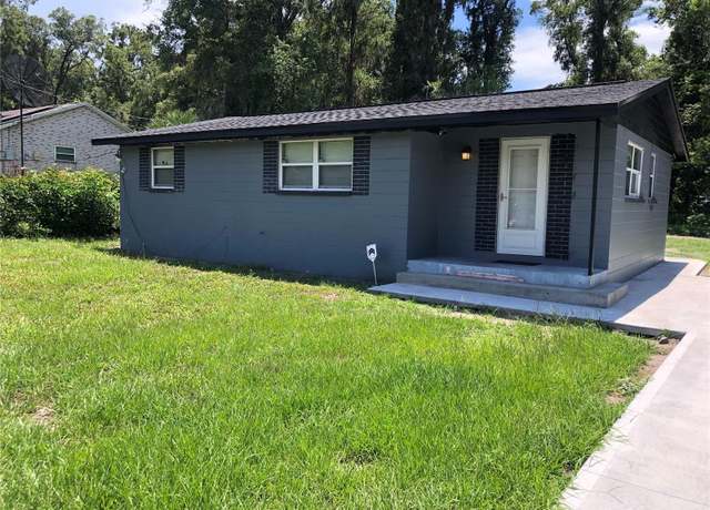 Property at 718 S Stone St, Deland, FL 32720, 2 beds, 1 bath