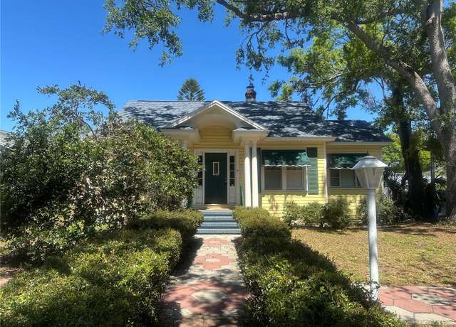 Property at 727 23rd Ave N, St Petersburg, FL 33704, 6 beds, 4 baths