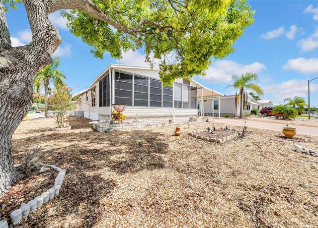 Property at 7301 Osage Dr, Hudson, FL 34667, 2 beds, 2 baths