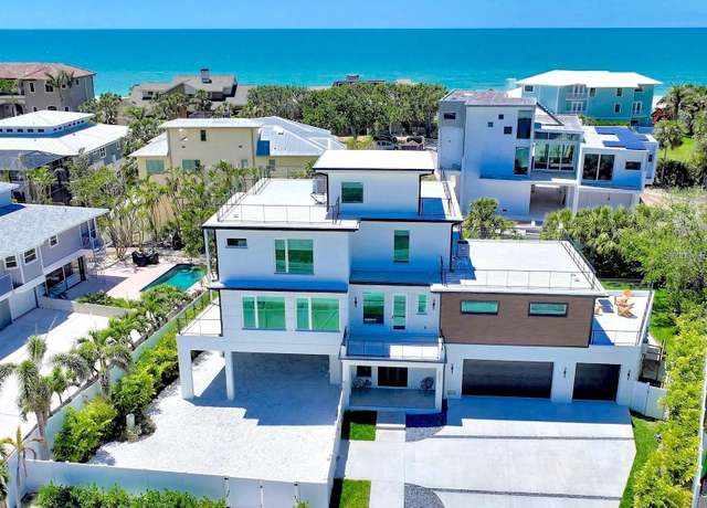 Property at 8800 Midnight Pass Rd, Sarasota, FL 34242, 4 beds, 4.5 baths