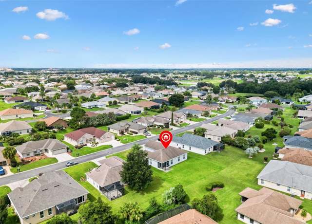 Property at 12205 SE 173rd Pl, Summerfield, FL 34491, 3 beds, 2 baths