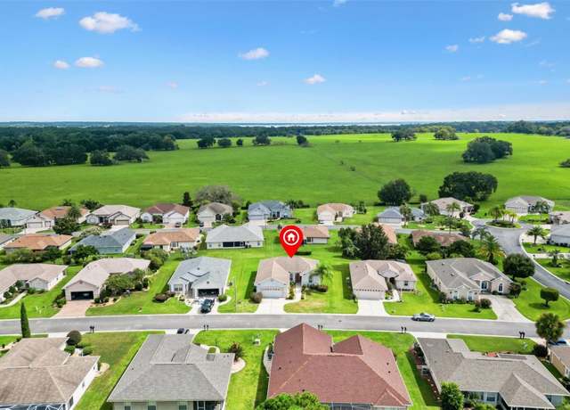 Property at 12205 SE 173rd Pl, Summerfield, FL 34491, 3 beds, 2 baths