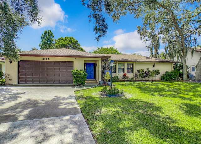 Property at 2512 Regatta Dr, Sarasota, FL 34231, 4 beds, 2 baths