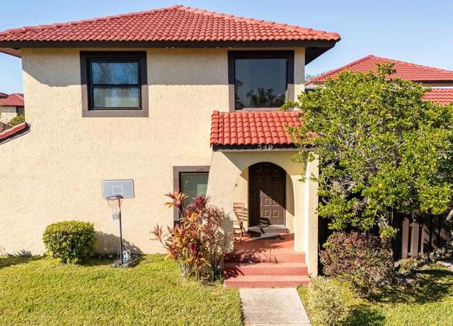 Property at 549 Hunter Cir, Kissimmee, FL 34758, 3 beds, 2.5 baths