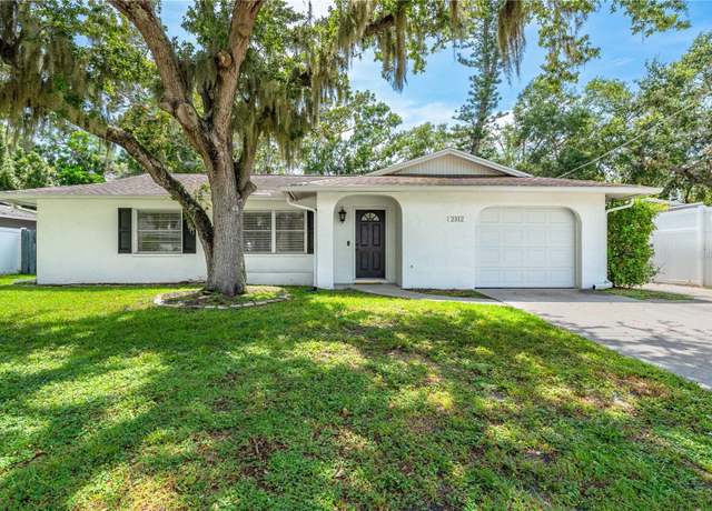 Property at 2312 Java Plum Ave, Sarasota, FL 34232, 4 beds, 3 baths