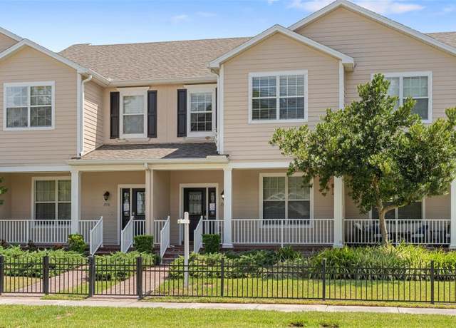 Property at 210 50th Ave N, St Petersburg, FL 33703, 4 beds, 3.5 baths
