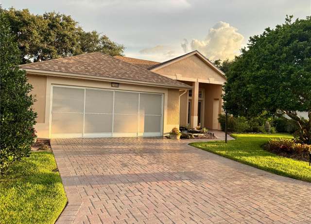 Property at 21630 King Henry Ave, Leesburg, FL 34748, 3 beds, 2 baths