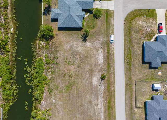 Property at 1016 NE 44th Ln, Cape Coral, FL 33909