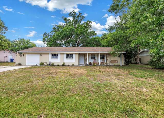 Property at 3753 Hollow Oak Pl, Land O Lakes, FL 34639, 3 beds, 2 baths