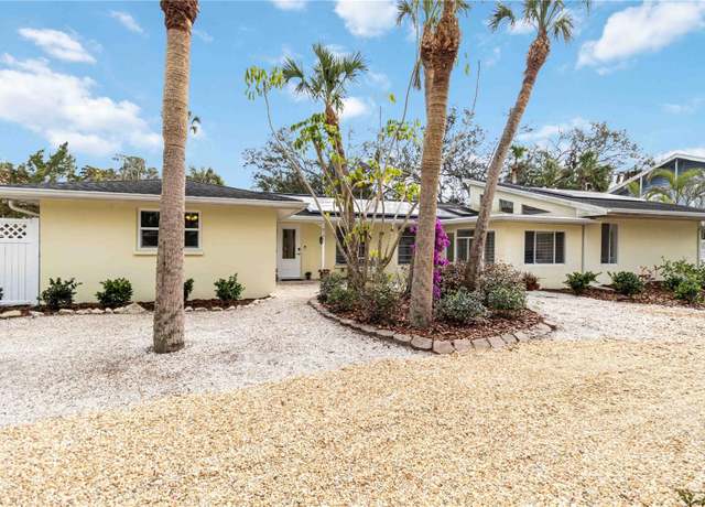 Property at 5107 Saint Albans Ave, Sarasota, FL 34242, 3 beds, 2.5 baths