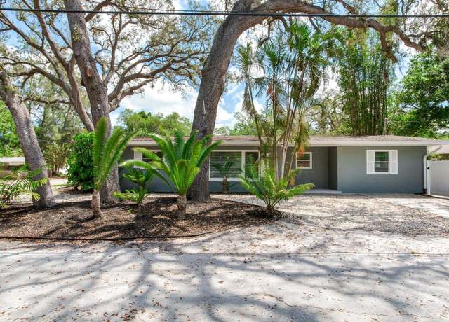 Property at 623 15th Ave NW, Largo, FL 33770, 3 beds, 2 baths