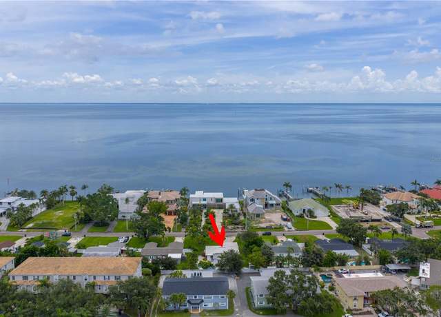 Property at 4540 Bayshore Blvd NE, St Petersburg, FL 33703, 3 beds, 2 baths