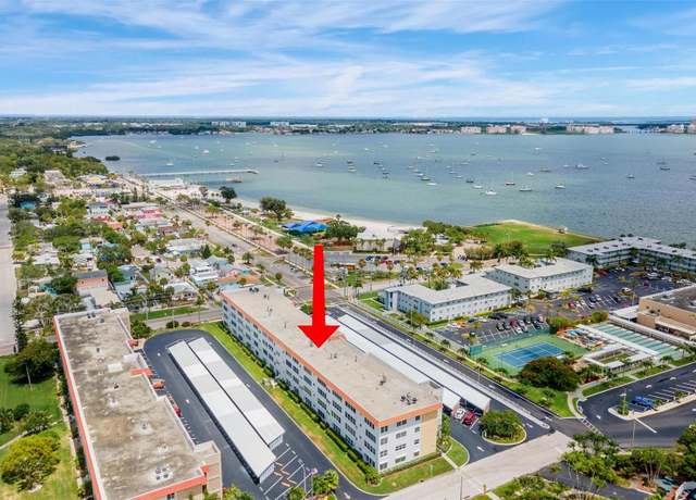 Property at 3128 59th St S #214, Gulfport, FL 33707, 1 bed, 1 bath