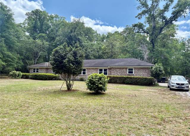 Property at 540 Arthur Moore Dr, Green Cove Springs, FL 32043, 3 beds, 2 baths