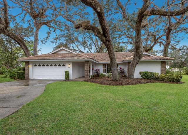 Property at 5502 Garden Lakes Oak, Bradenton, FL 34203, 3 beds, 2 baths