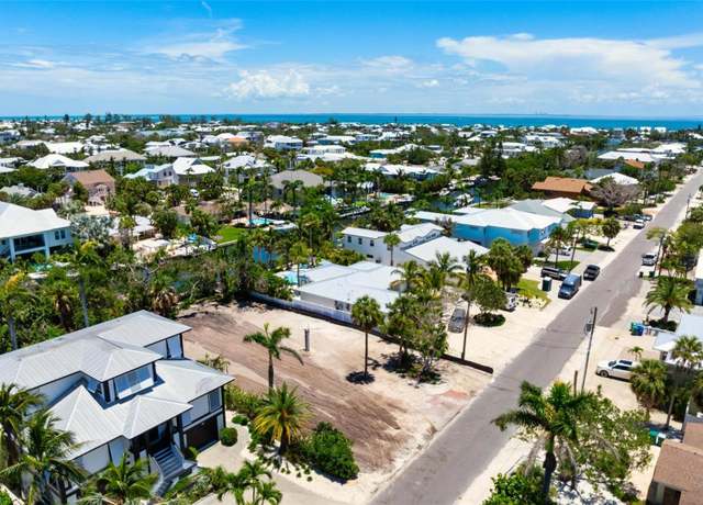 Property at 208 Oak Ave, Anna Maria, FL 34216