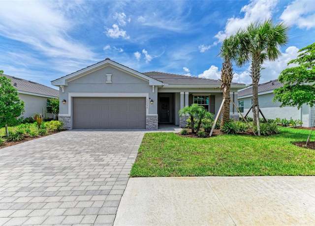 Property at 11327 Burgundy Dr, Venice, FL 34293, 3 beds, 3 baths