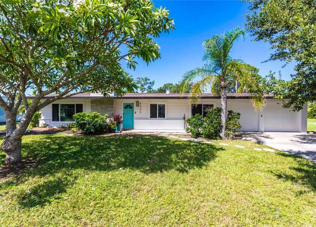 Property at 6222 Brentwood Ave, Sarasota, FL 34231, 2 beds, 2 baths