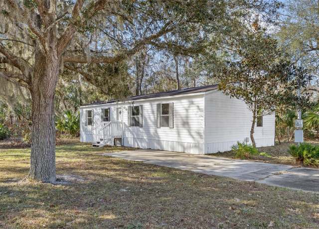 Property at 11396 NW 112th Pl, Chiefland, FL 32626, 3 beds, 2 baths