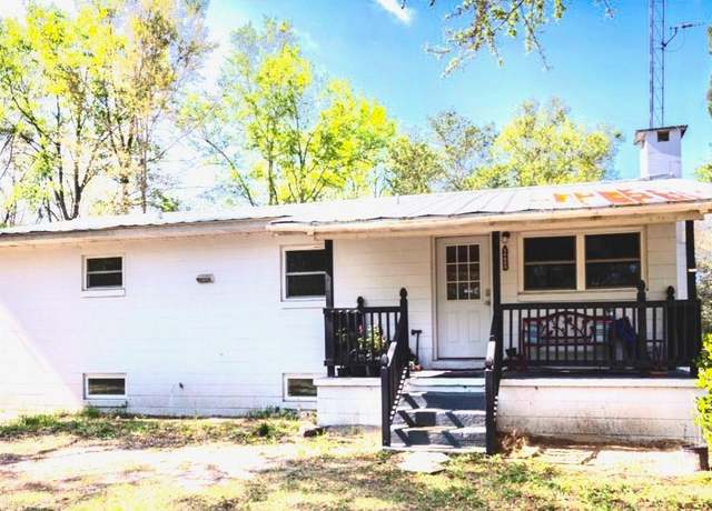 Property at 14850 NE 13th St, Williston, FL 32696, 3 beds, 3 baths