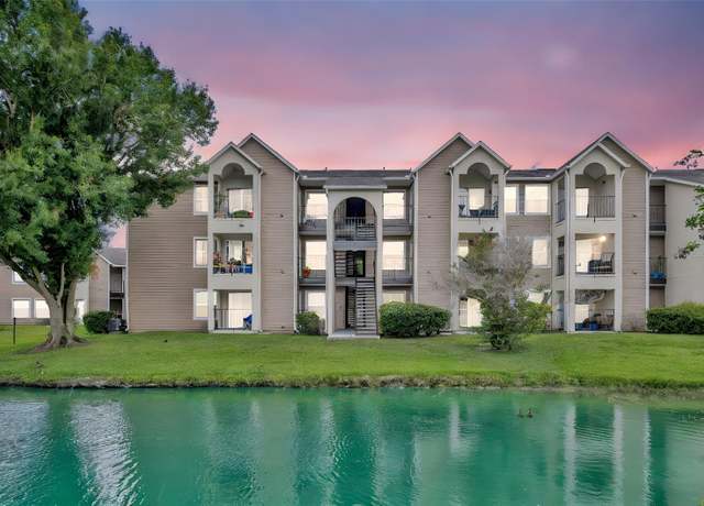 Property at 4740 Walden Cir #28, Orlando, FL 32811, 2 beds, 2 baths
