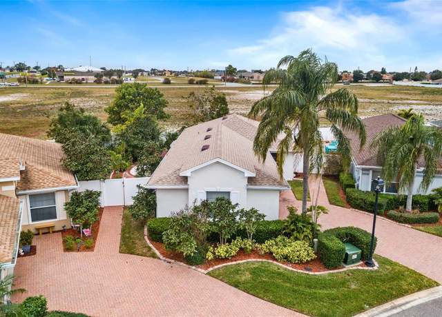 Property at 3457 Raleigh Dr, Winter Haven, FL 33884, 2 beds, 2 baths