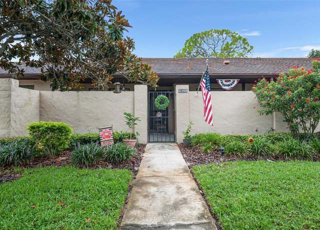 Property at 2282 Firestone Pl, Winter Haven, FL 33884, 2 beds, 2 baths