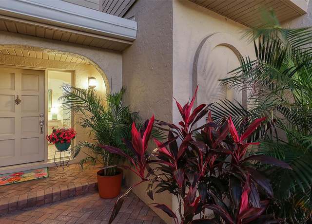 Property at 2203 Harbourside Dr, Longboat Key, FL 34228, 3 beds, 2.5 baths