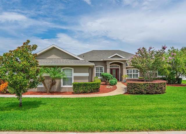 Property at 13031 Colonnade Cir, Clermont, FL 34711, 4 beds, 3 baths
