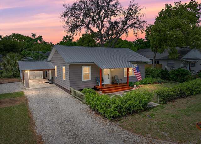 Property at 5713 13th St, Zephyrhills, FL 33542, 2 beds, 1 bath