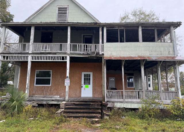Property at 708 N Walnut St, Starke, FL 32091, 4 beds, 2 baths