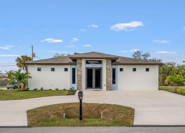 Property at 5479 S Biscayne Dr, North Port, FL 34287, 4 beds, 4.5 baths