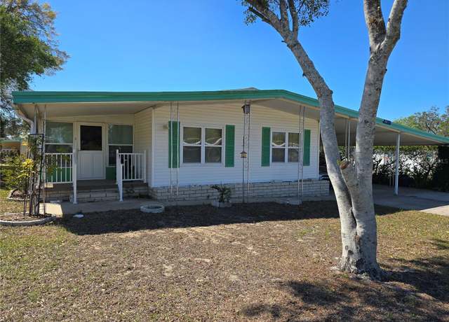 Property at 8071 Highpoint Blvd, Brooksville, FL 34613, 2 beds, 2 baths