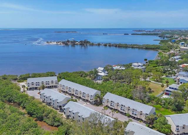 Property at 1500 Sunset Rd Unit B4, Tarpon Springs, FL 34689, 2 beds, 1.5 baths