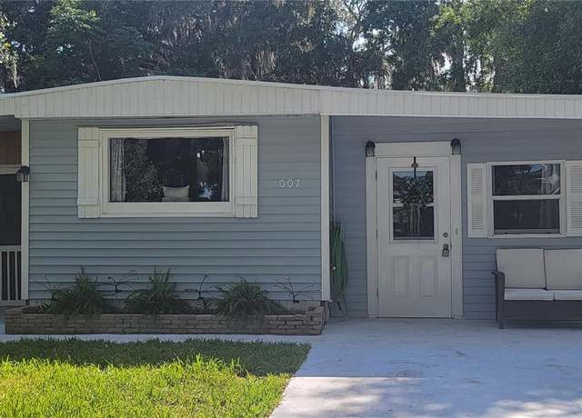 Property at 1007 Aloha Way, The Villages, FL 32159, 2 beds, 2 baths