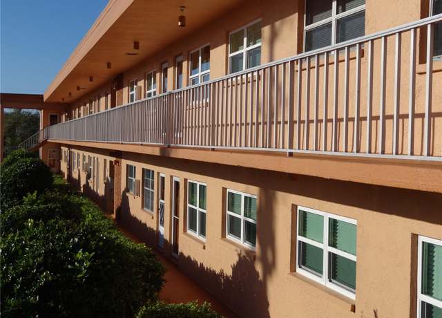 Property at 3740 58th St N #106, St Petersburg, FL 33710, 2 beds, 1 bath