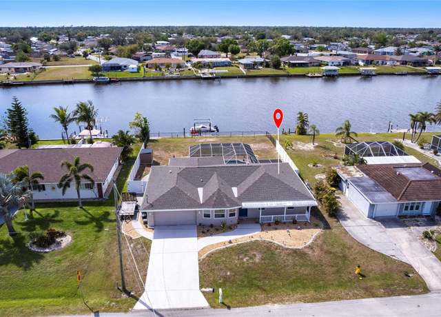 Property at 806 W Ellicott Cir, Port Charlotte, FL 33952, 4 beds, 2 baths