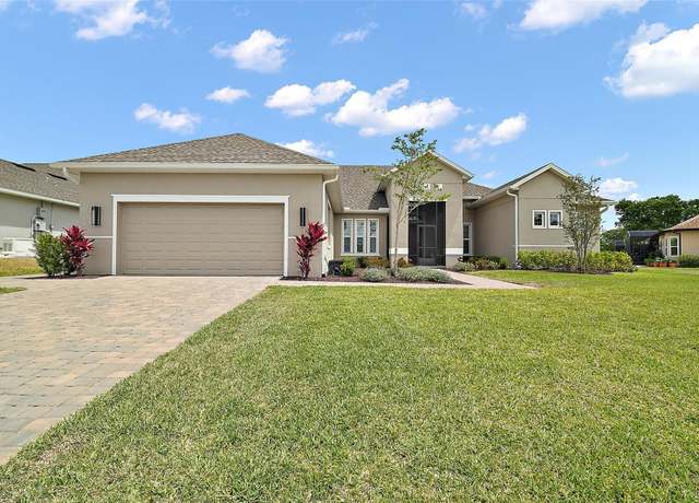 Property at 5195 Greens Dr, Lady Lake, FL 32159, 3 beds, 3 baths