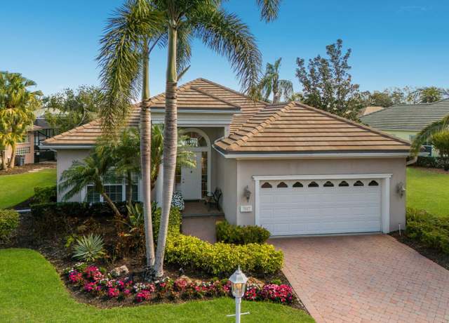 Property at 7017 Lennox Pl, University Park, FL 34201, 2 beds, 2 baths