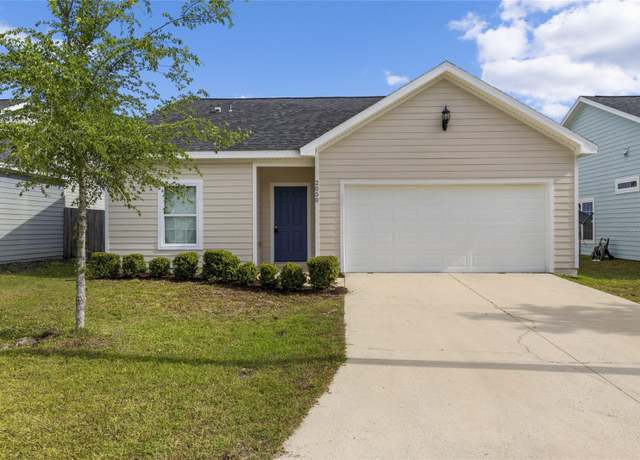 Property at 2050 NW 76th Pl, Gainesville, FL 32609, 3 beds, 2 baths