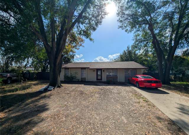 Property at 1301 Redwood Ct, Tavares, FL 32778, 3 beds, 1.5 baths